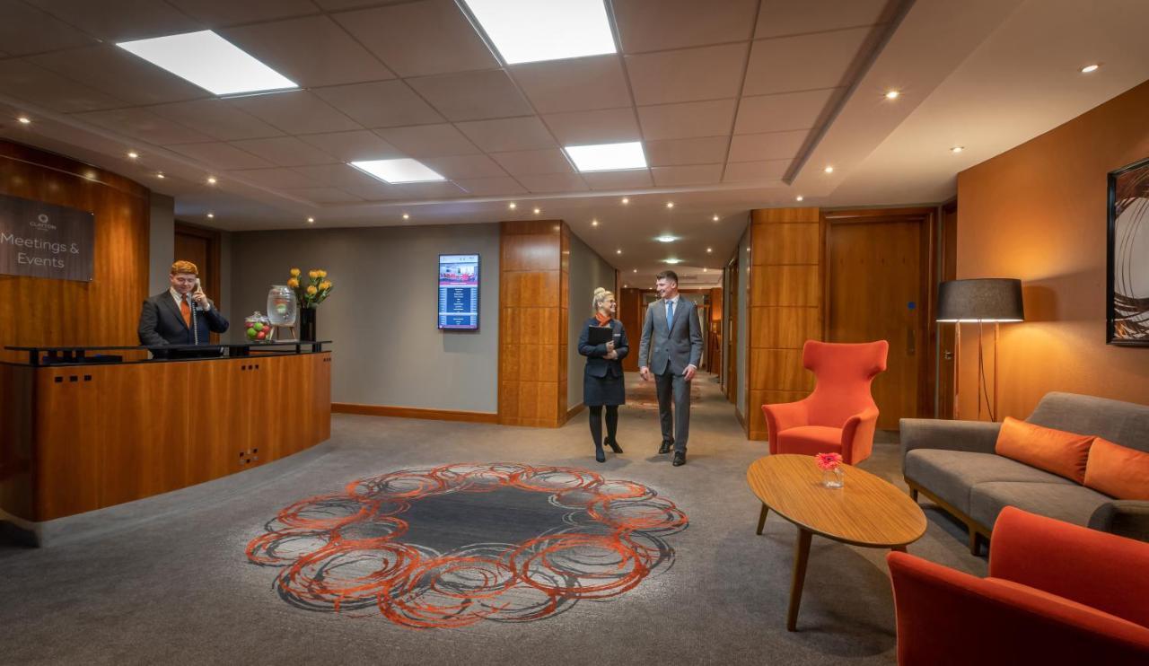 Clayton Hotel Belfast City Екстериор снимка