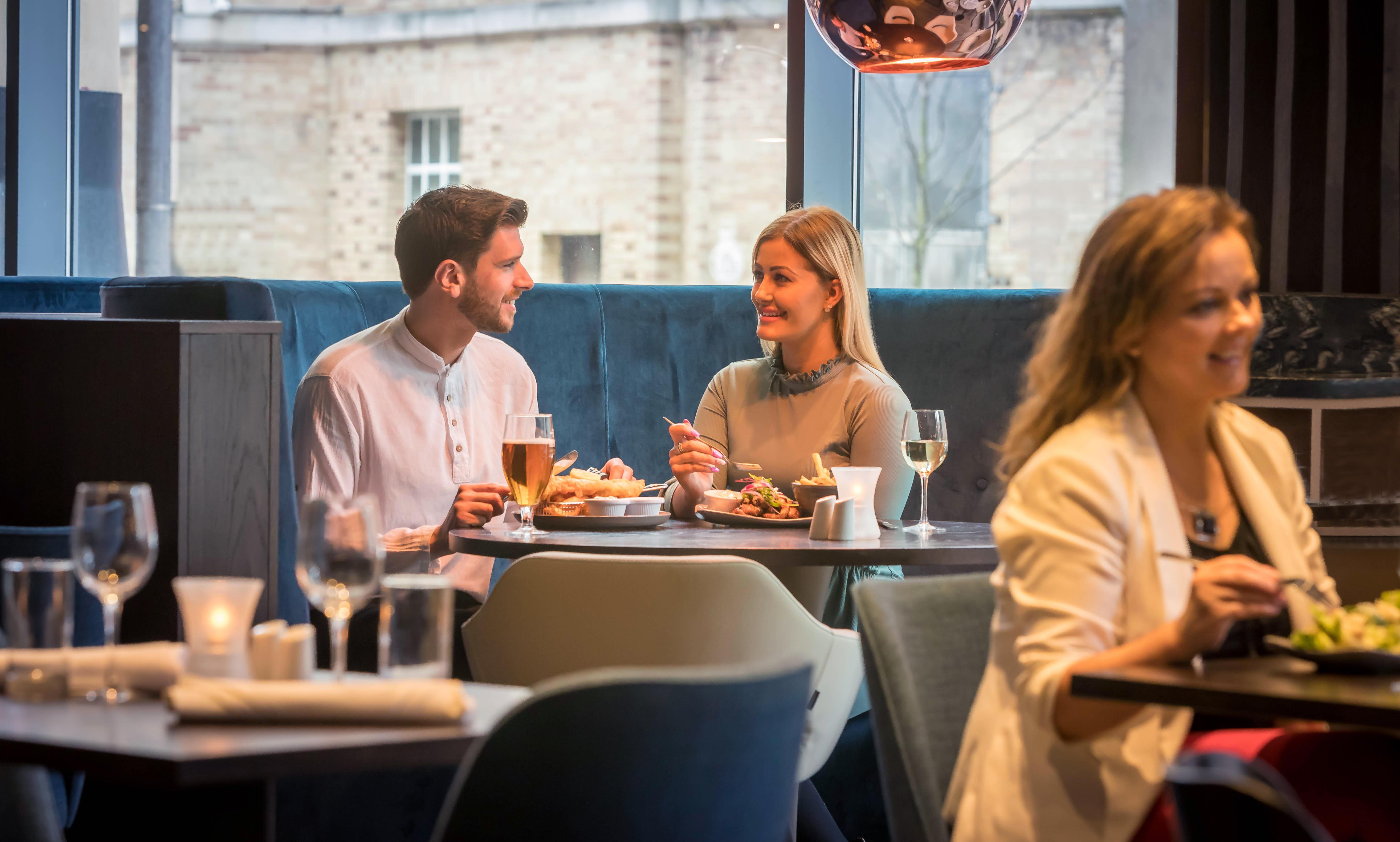 Clayton Hotel Belfast City Екстериор снимка