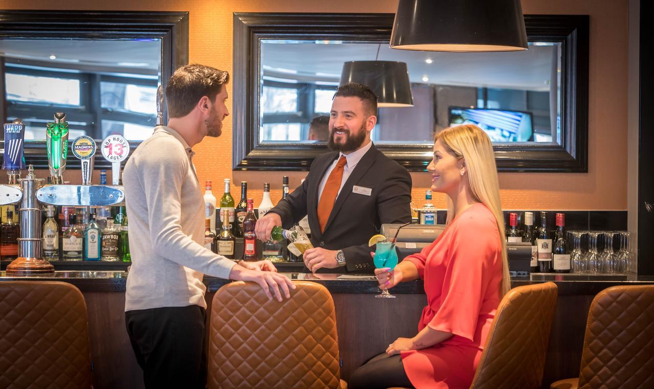 Clayton Hotel Belfast City Екстериор снимка